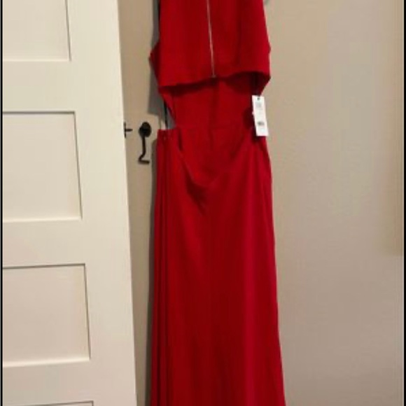 ALI & JAY NWT high low gown red - Picture 2 of 4